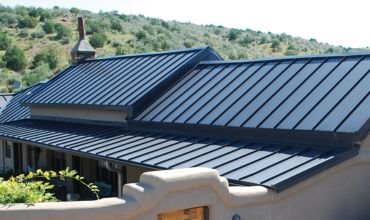 Metal Roof vs Shingle Roof 